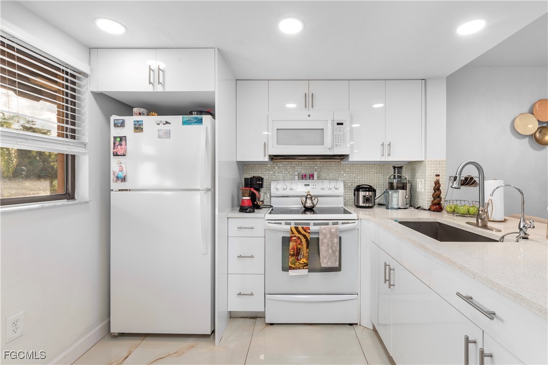 4790 S Cleveland Avenue 1706