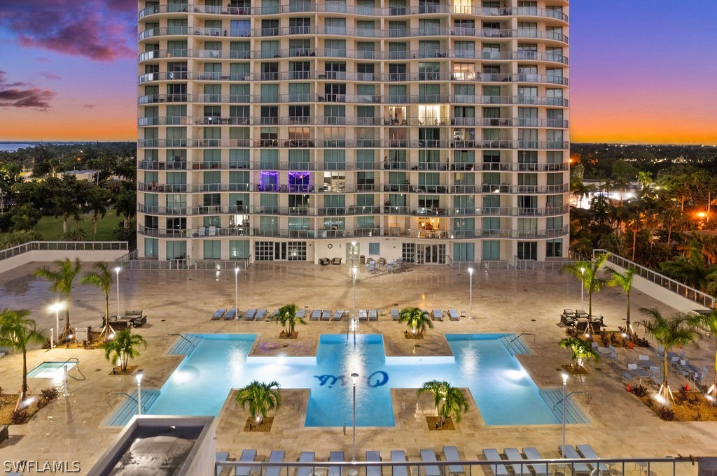 3000 Oasis Grand Boulevard 1704