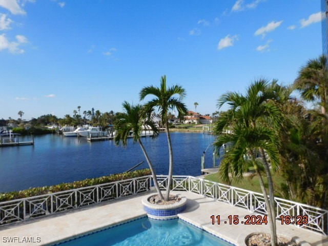 4471 Grassy Point Boulevard