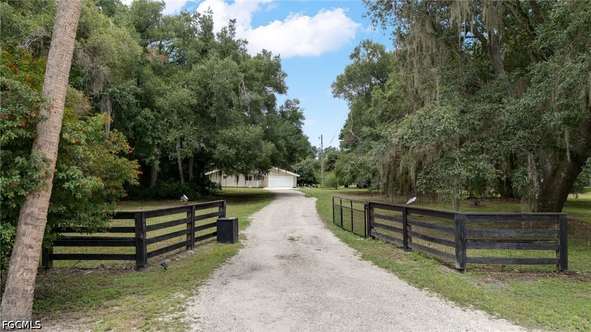 4613 Orange River Loop Road