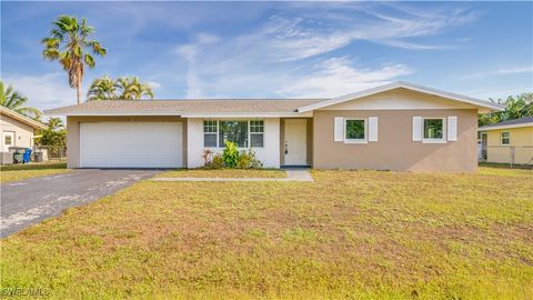 1633 S Hermitage Road Fort Myers FL 33919