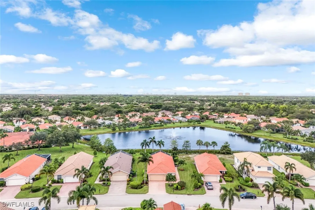 Estero, Florida 33967, United States, 2 Bedrooms Bedrooms, ,2 BathroomsBathrooms,Residential,Pending,213133