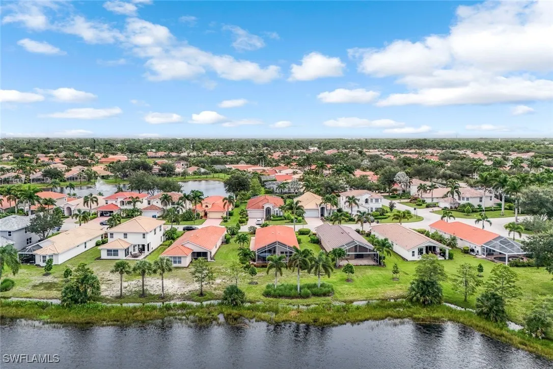 Estero, Florida 33967, United States, 2 Bedrooms Bedrooms, ,2 BathroomsBathrooms,Residential,Pending,213133