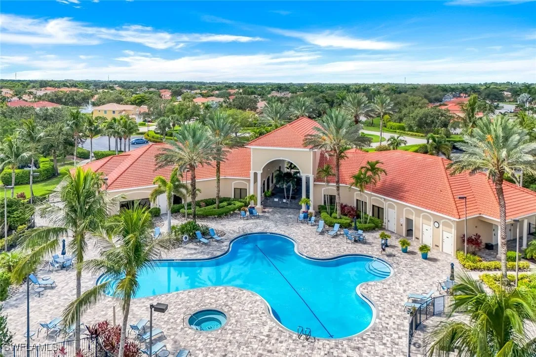 Estero, Florida 33967, United States, 2 Bedrooms Bedrooms, ,2 BathroomsBathrooms,Residential,Pending,213133