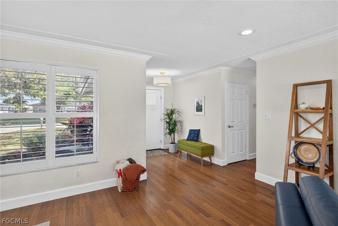 5336 Chippendale Circle W