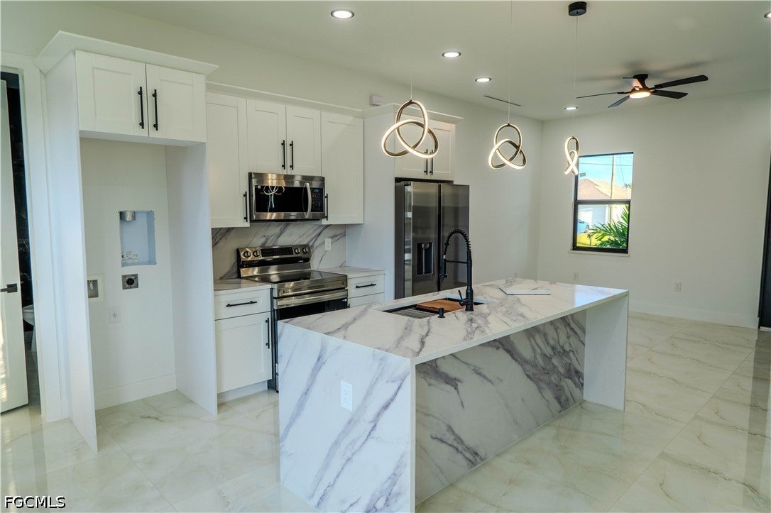 4012 11TH Street W