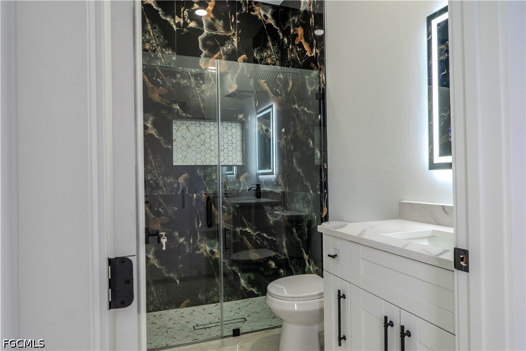 4012 11TH Street W