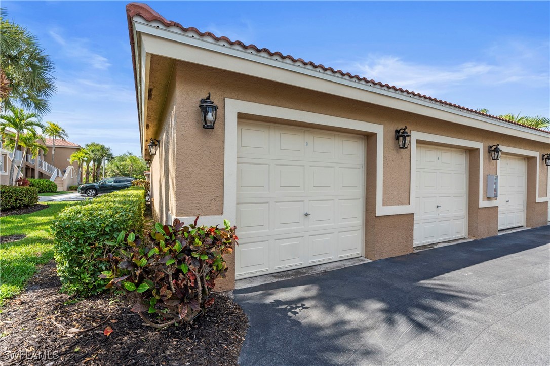 6660 Huntington Lakes Circle 204