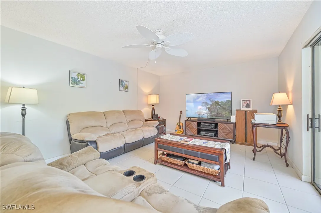 Fort Myers, Florida 33919, United States, 2 Bedrooms Bedrooms, ,2 BathroomsBathrooms,Residential,Active,27848