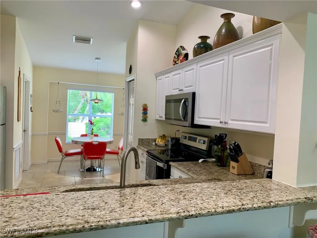 Naples, Florida 34109, United States, 2 Bedrooms Bedrooms, ,2 BathroomsBathrooms,Residential,Active,239552