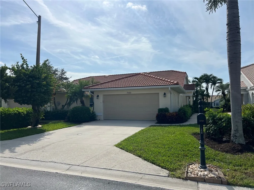 Naples, Florida 34109, United States, 2 Bedrooms Bedrooms, ,2 BathroomsBathrooms,Residential,Active,239552