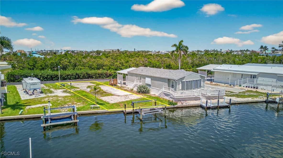 8 Galleon Way