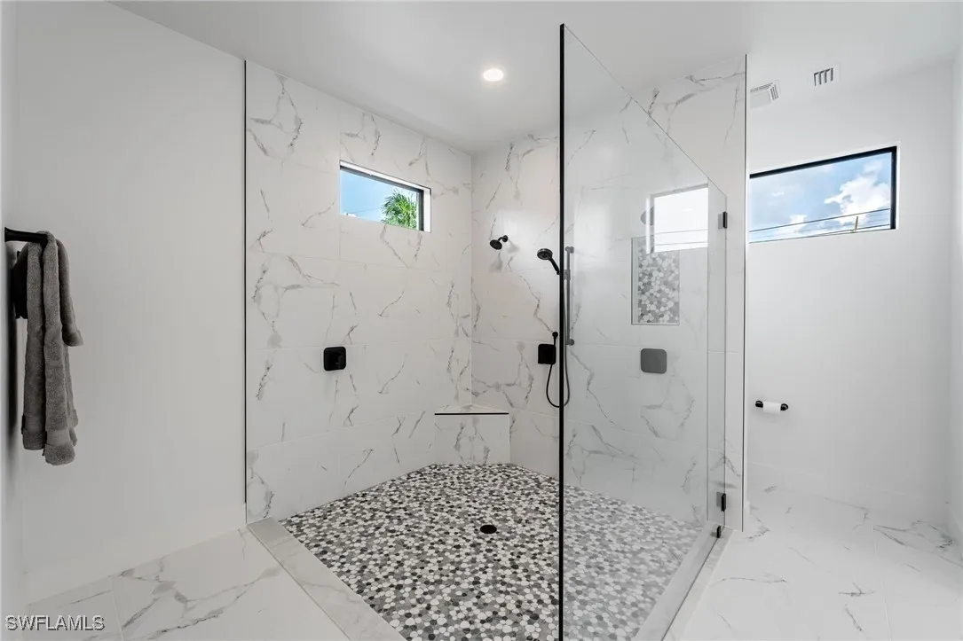 Cape Coral, Florida, 33914, United States, 3 Bedrooms Bedrooms, ,3 BathroomsBathrooms,Residential,Active,1829008