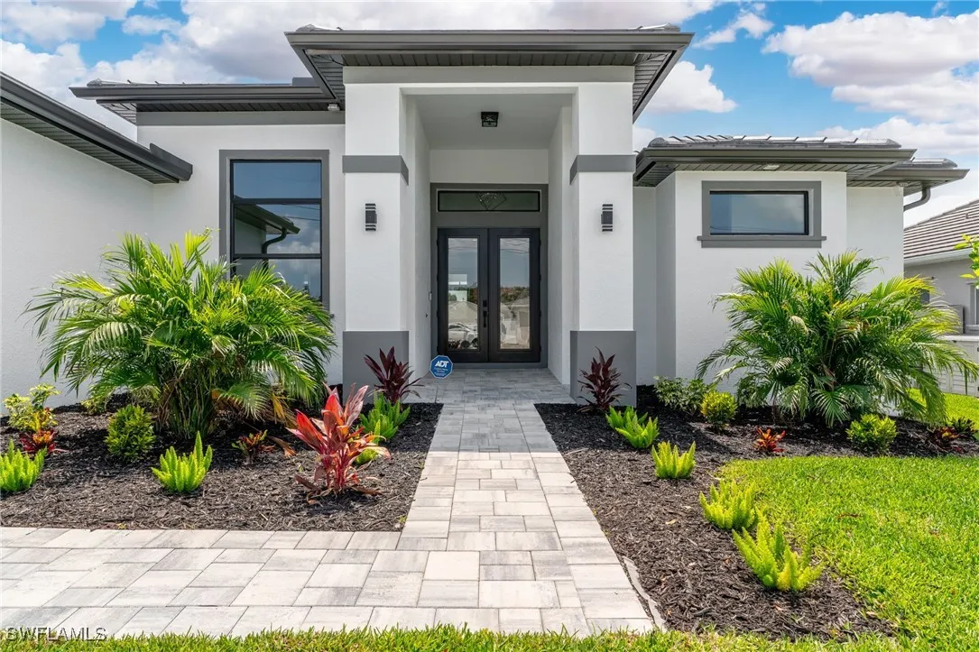 Cape Coral, Florida, 33914, United States, 3 Bedrooms Bedrooms, ,3 BathroomsBathrooms,Residential,Active,1829008