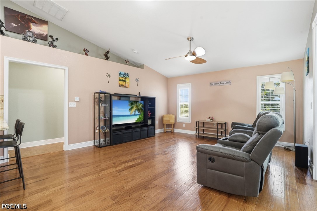 4304 NE 23rd Place