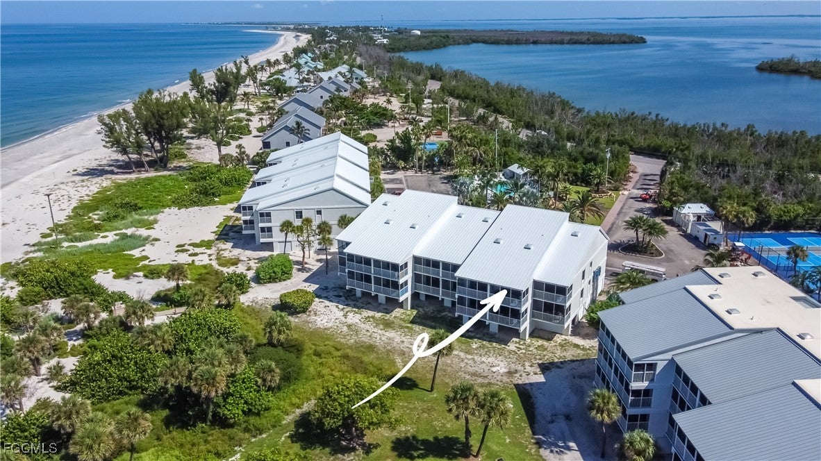 2122 Gulf Beach Villas