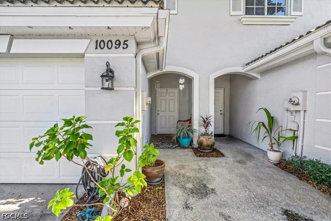 10095 Pacific Pines Avenue