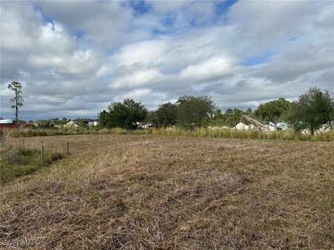 920 Anvil Circle Labelle FL 33935
