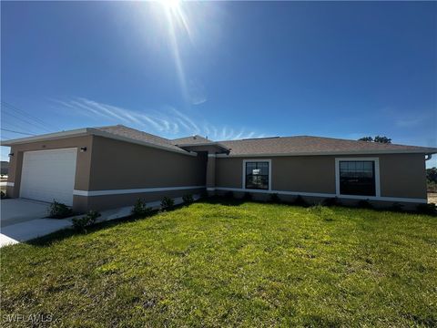 1300 S Gator Circle Cape Coral FL 33909