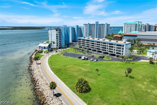 15010 PUNTA RASSA RD APT 108, FORT MYERS, FL 33908 - Image c1e9b1be06f9d8b997bf0cd23ef2fa7a/464444496
