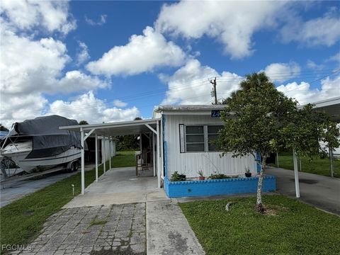 248 Flame Lane North Fort Myers FL 33917