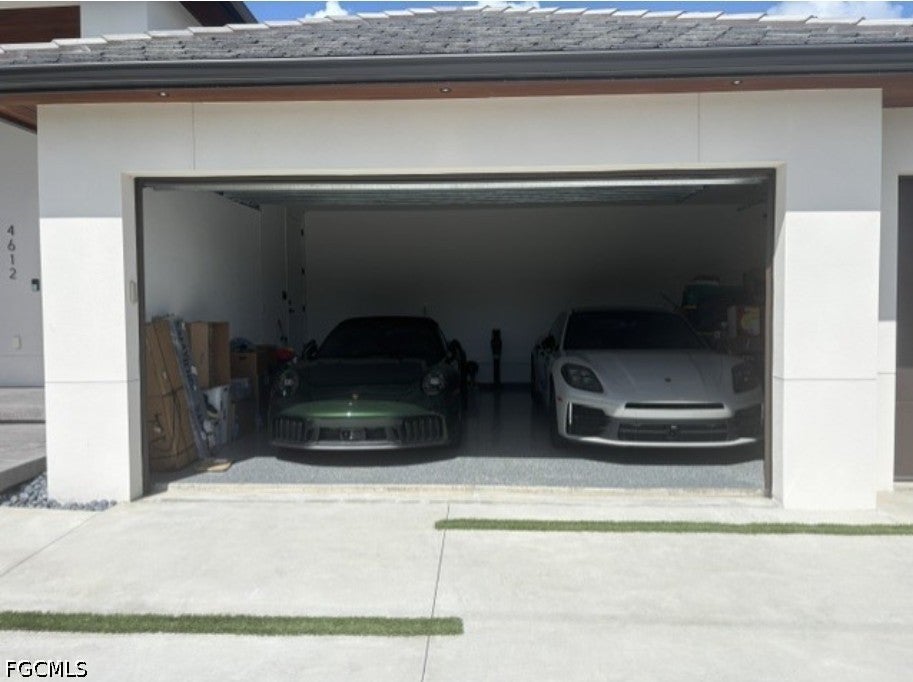 4612 SW 22nd Place