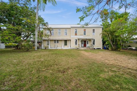 Tiny photo for 12430 McGregor Boulevard, Fort Myers, FL 33919 (MLS # 2025005975)