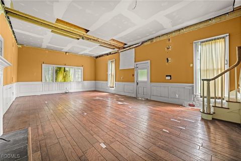 Tiny photo for 12430 McGregor Boulevard, Fort Myers, FL 33919 (MLS # 2025005975)