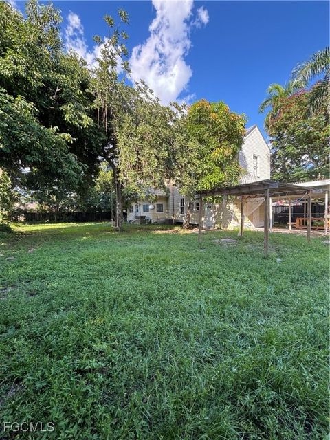 Tiny photo for 12430 McGregor Boulevard, Fort Myers, FL 33919 (MLS # 2025005975)
