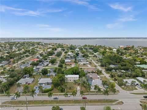 Tiny photo for 12430 McGregor Boulevard, Fort Myers, FL 33919 (MLS # 2025005975)