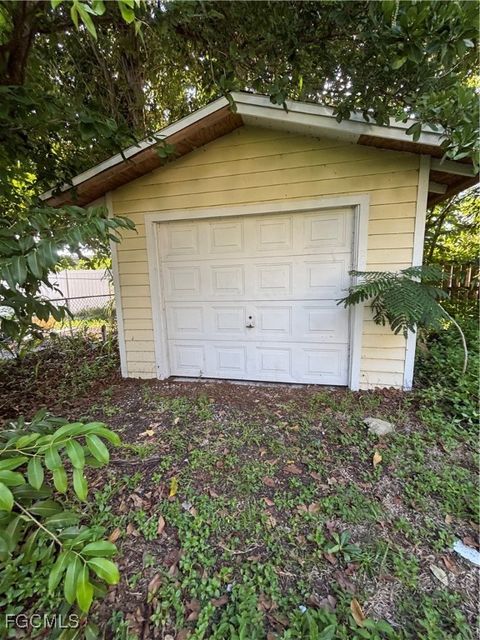 Tiny photo for 12430 McGregor Boulevard, Fort Myers, FL 33919 (MLS # 2025005975)