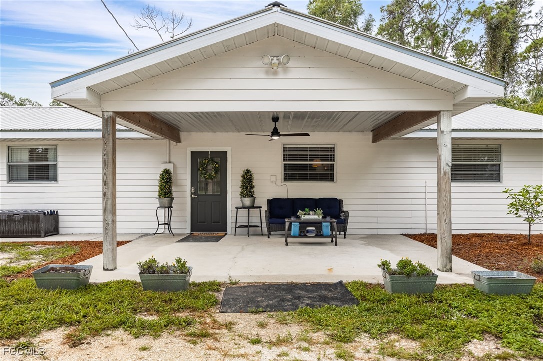 623 Captain Hendry Drive