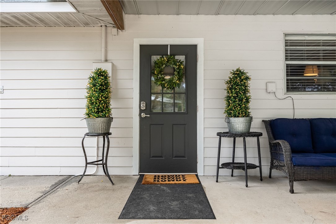 623 Captain Hendry Drive