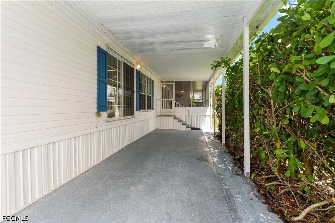 244 Daisy Avenue