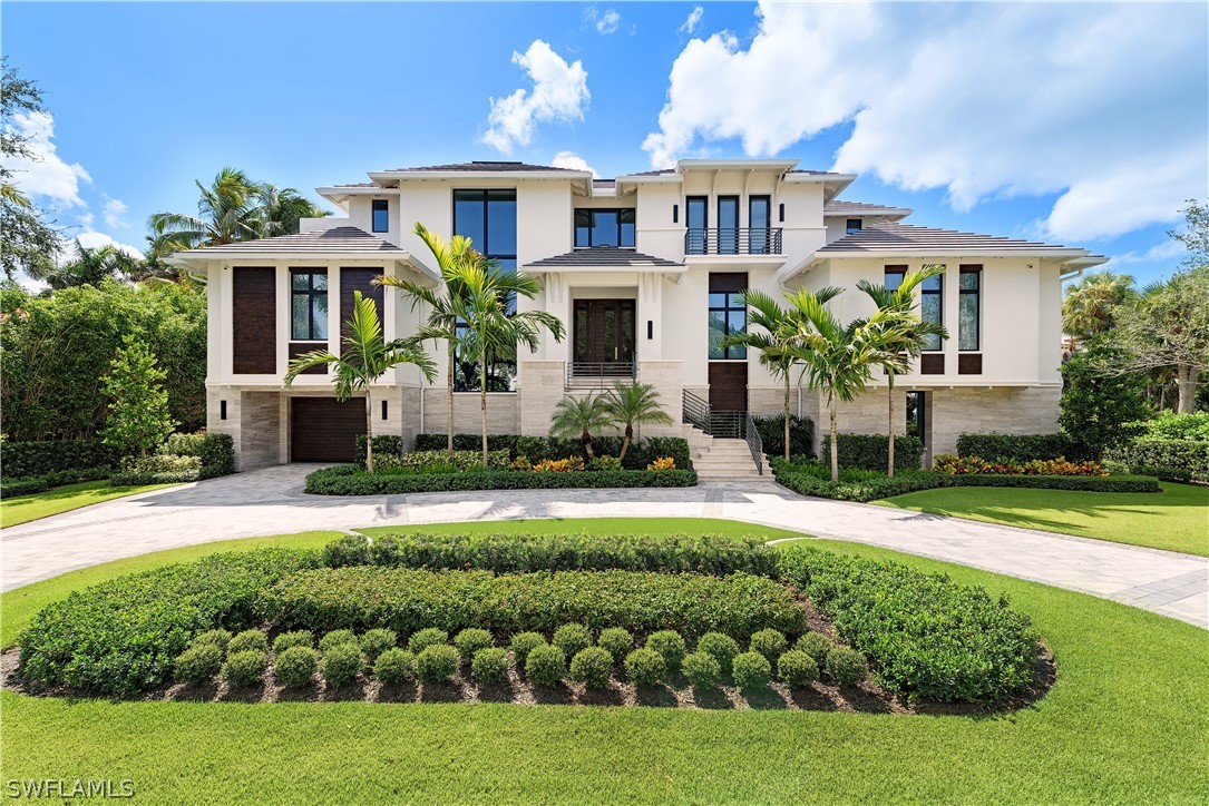 2060 Gordon Drive