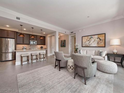 1030 3rd Avenue S 406 Naples FL 34102