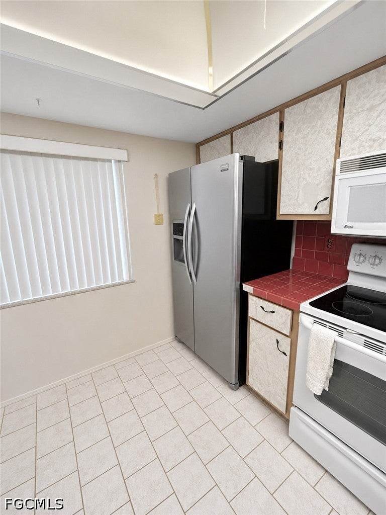 11220 Caravel Circle 203