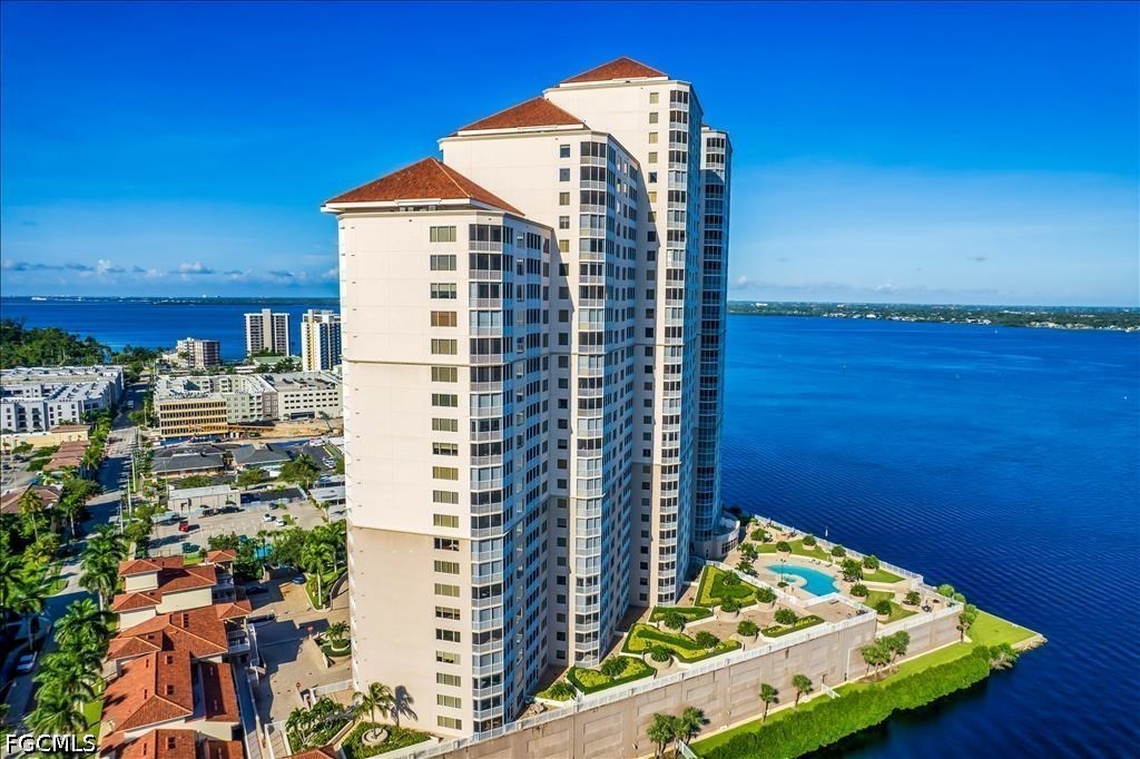 2104 W 1st Street 1004