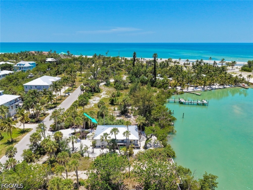 2539 Coconut Drive