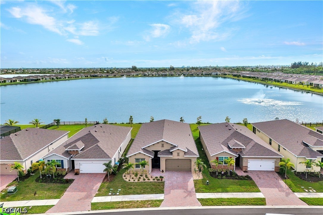 447 Spring Hill Lake Loop