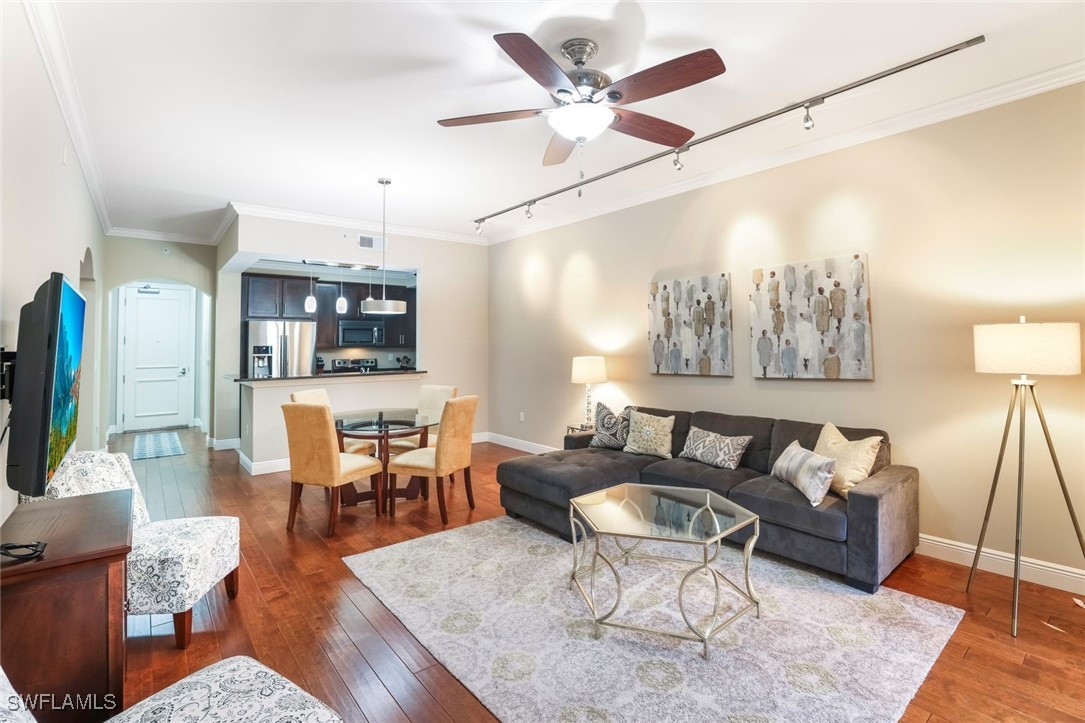23151 Fashion Drive 309