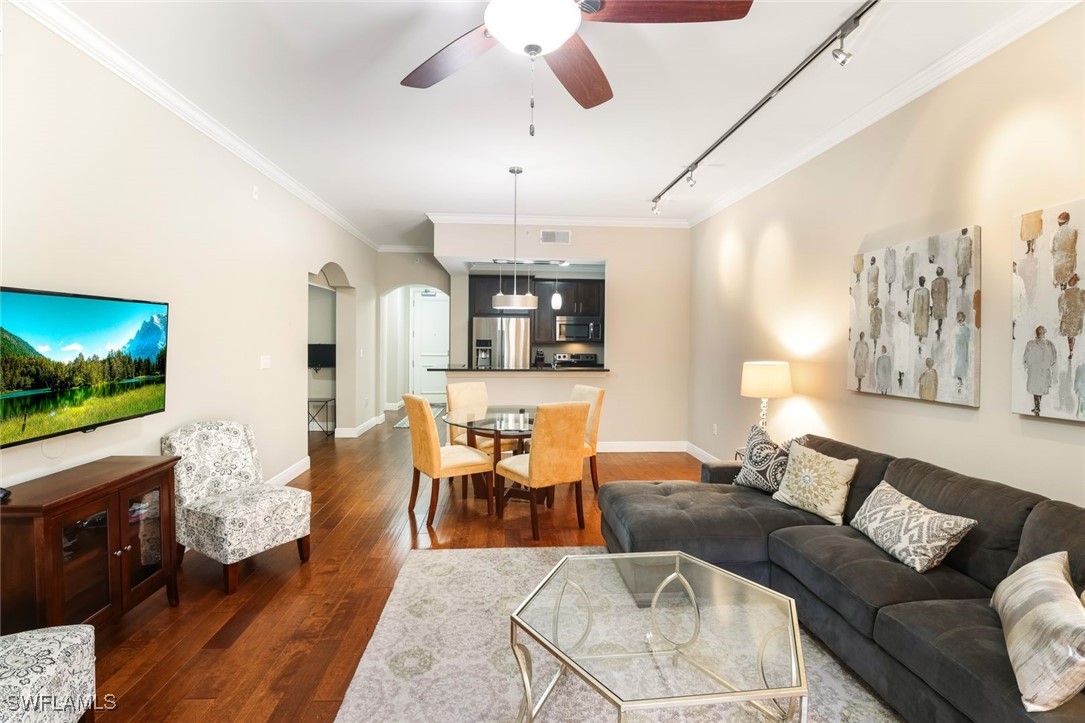 23151 Fashion Drive 309