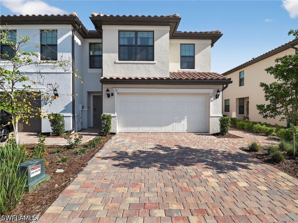 Photo 1 of 38 — 1672 Lake Jessup Circle, Cape Coral, FL 33909