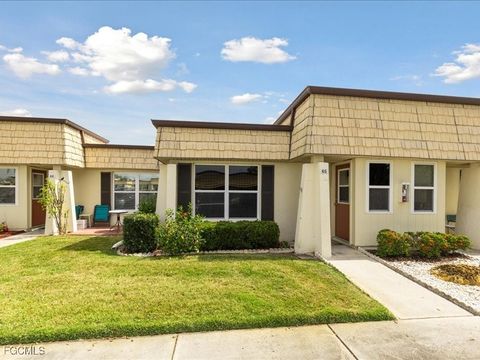 65 Fairbanks Court Fort Myers FL 33919