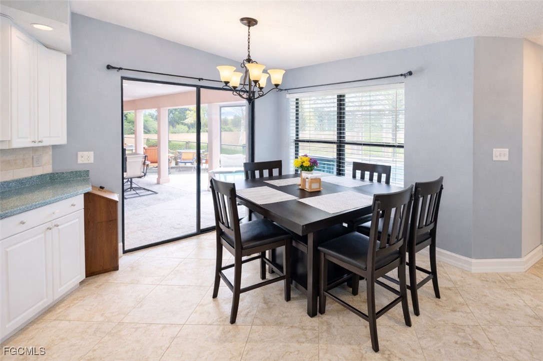 1200 Elaine Avenue N