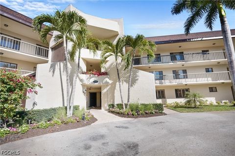 413 Augusta Boulevard 105 Naples FL 34113