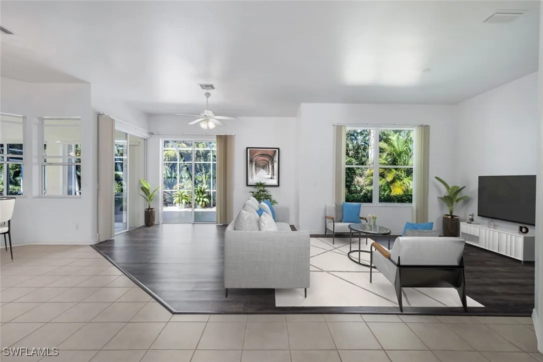 Bonita Springs, Florida 34135, United States, 4 Bedrooms Bedrooms, ,2 BathroomsBathrooms,Residential,Pending,39429