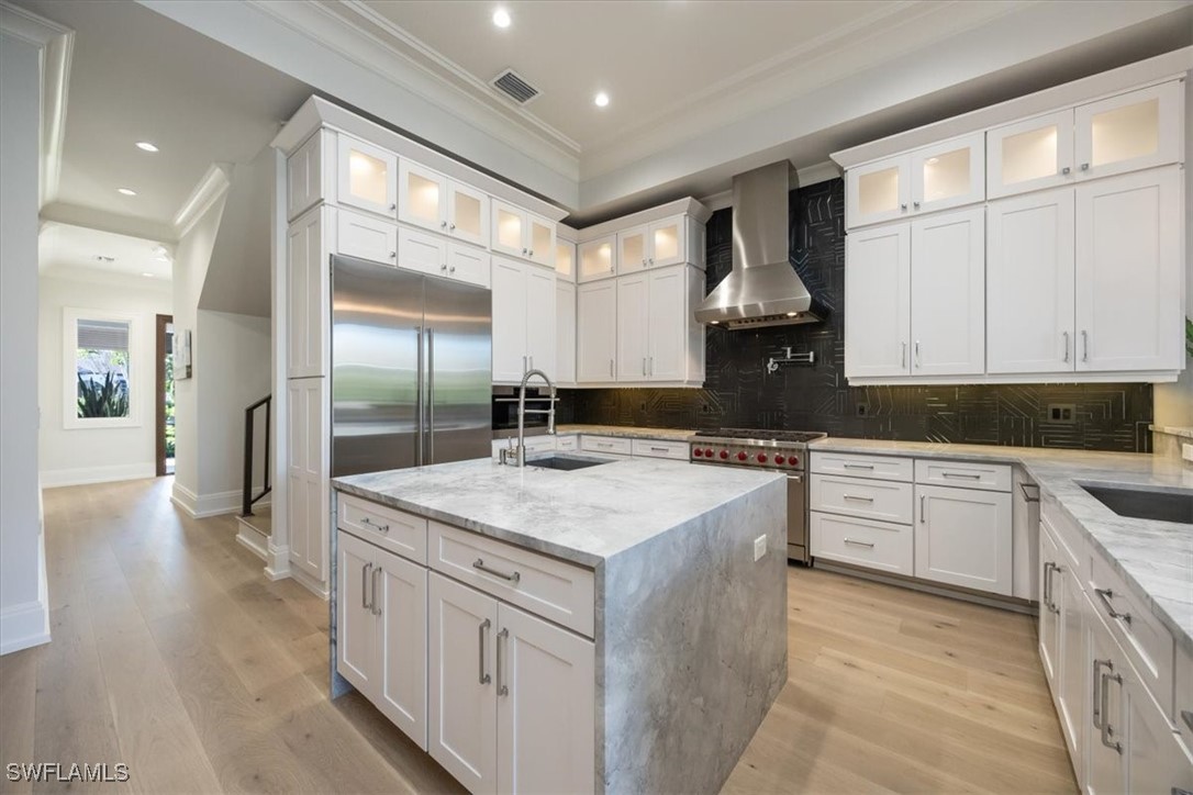 565 Fairway Terrace
