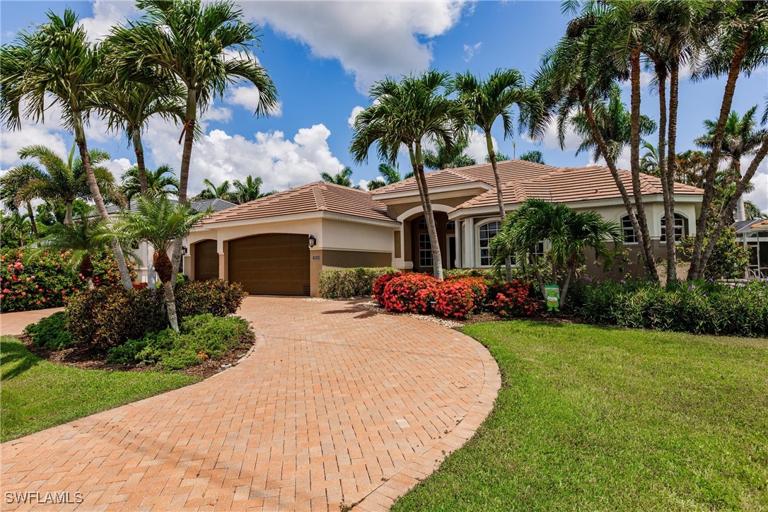 2521 Cape Coral Parkway W