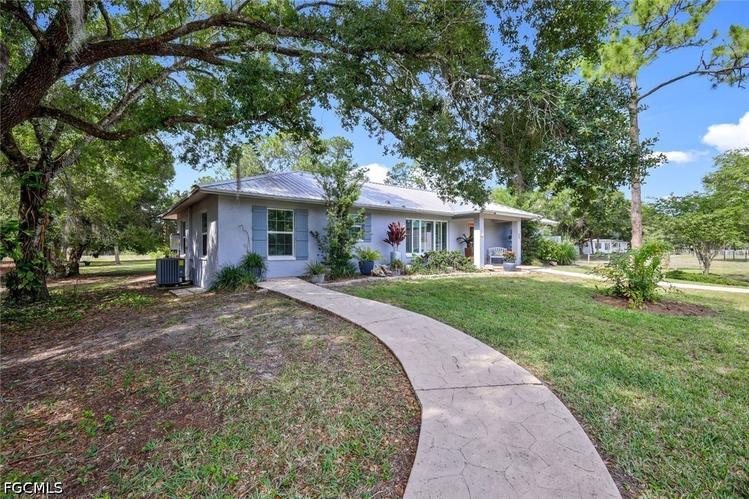 7683 County Rd 78